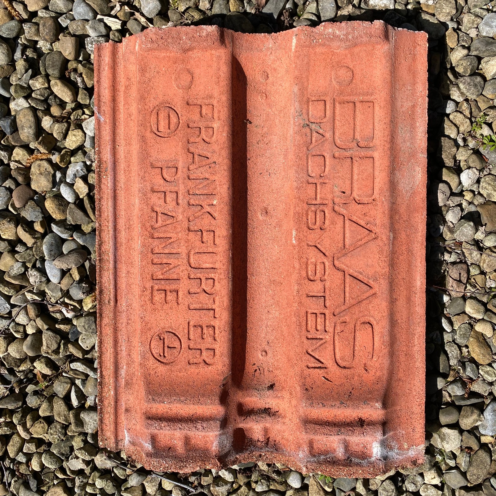 Concrete roof tiles — photo 2 of 6