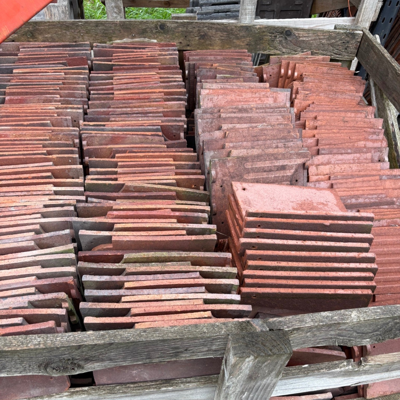 Reclaimed Red Clay Plain Roof Tiles