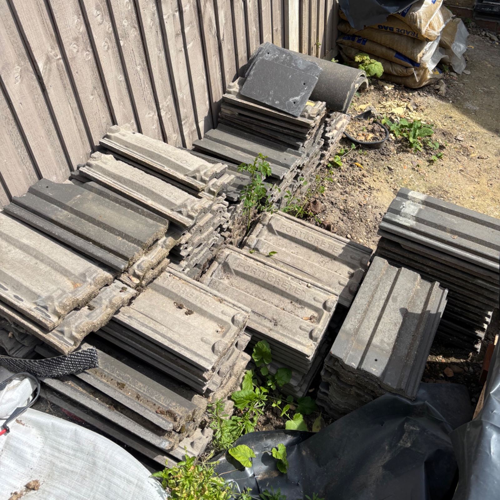 200 concrete tiles — photo 3 of 3