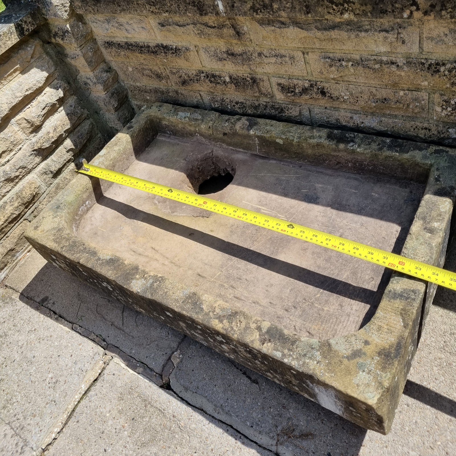 Stone sink trough — photo 2 of 8