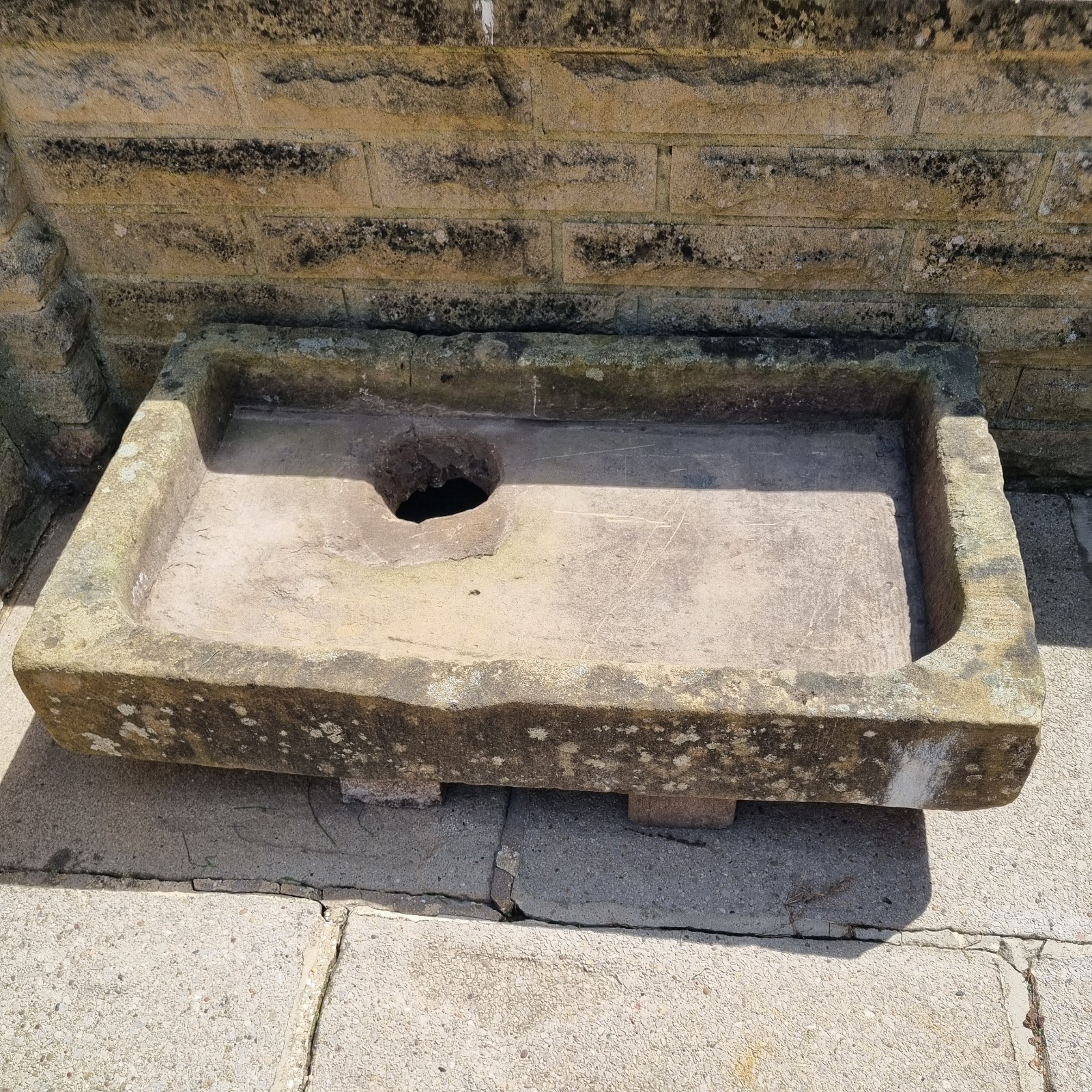 Stone sink trough — photo 3 of 8
