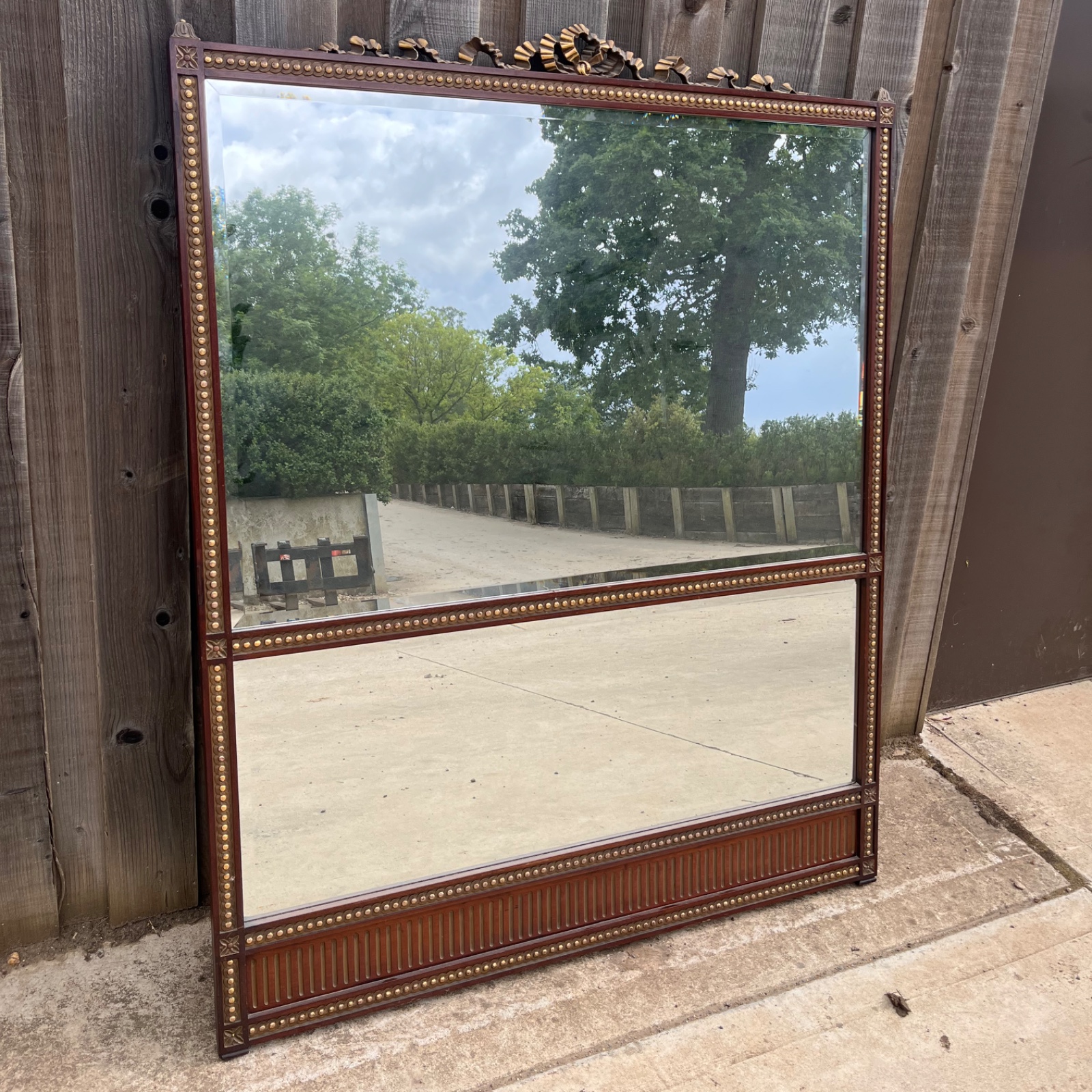 Square mirror