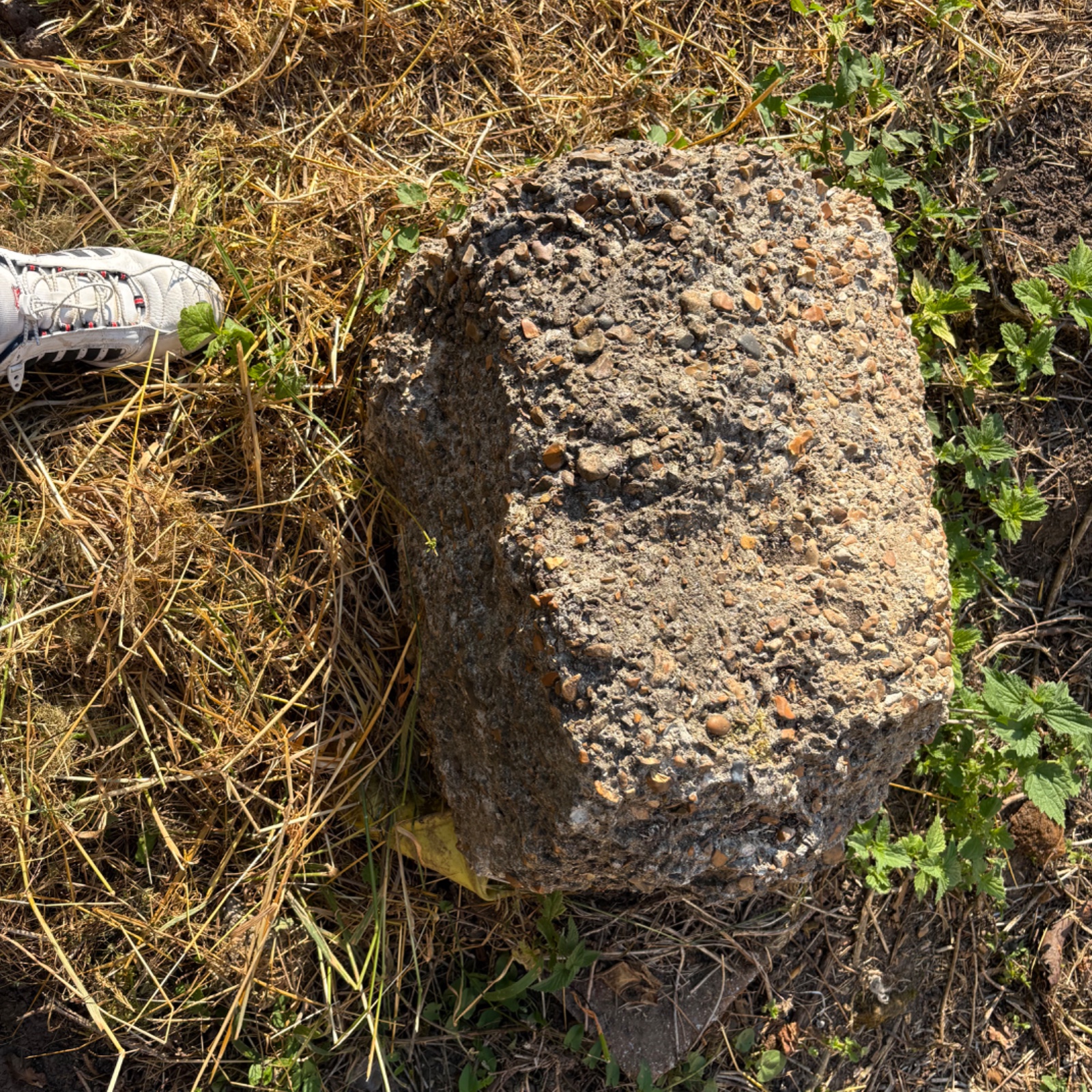 Used concrete — photo 2 of 4