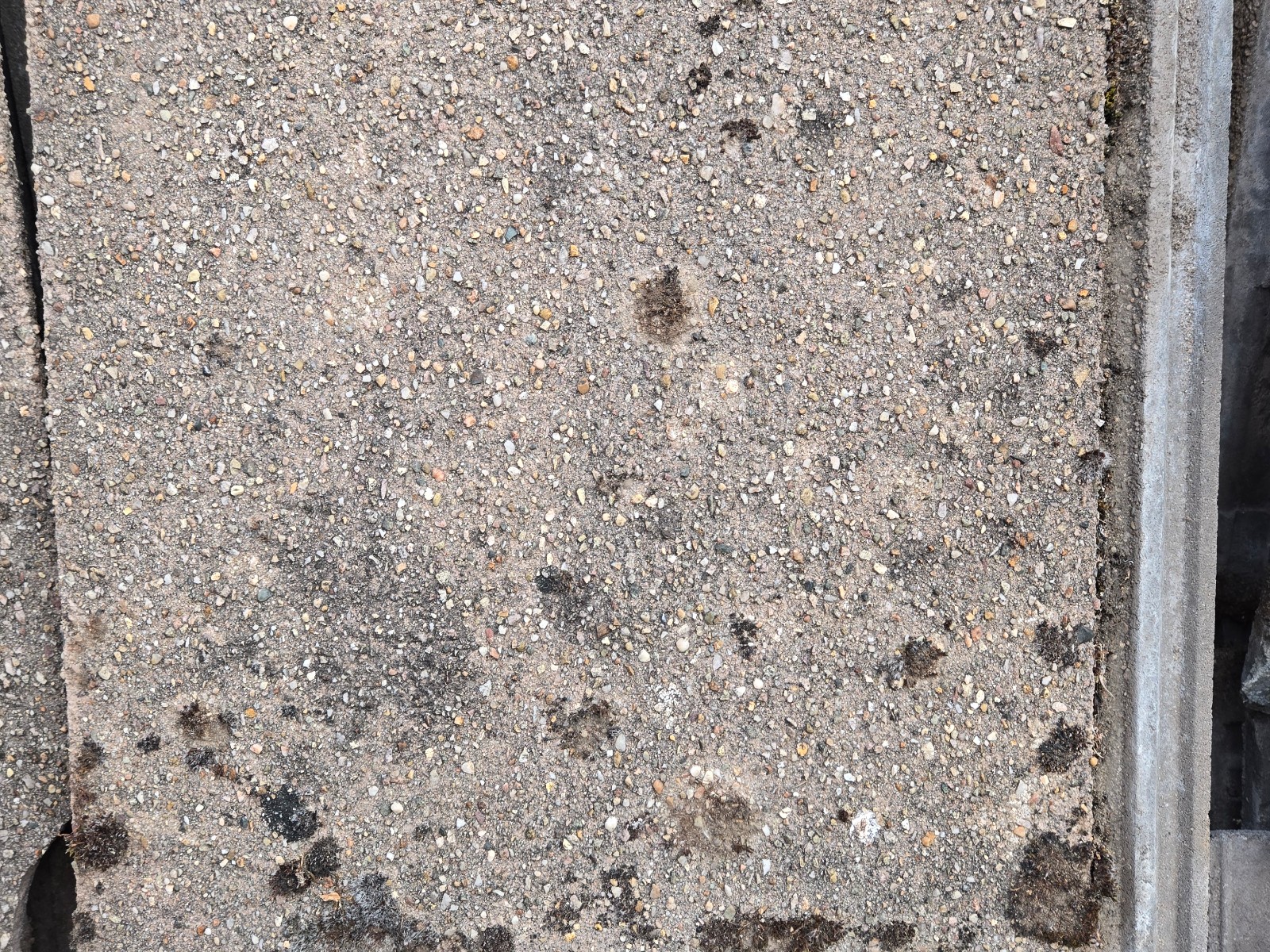 Redland Stonewold Mk1 Roof Tiles — photo 4 of 5