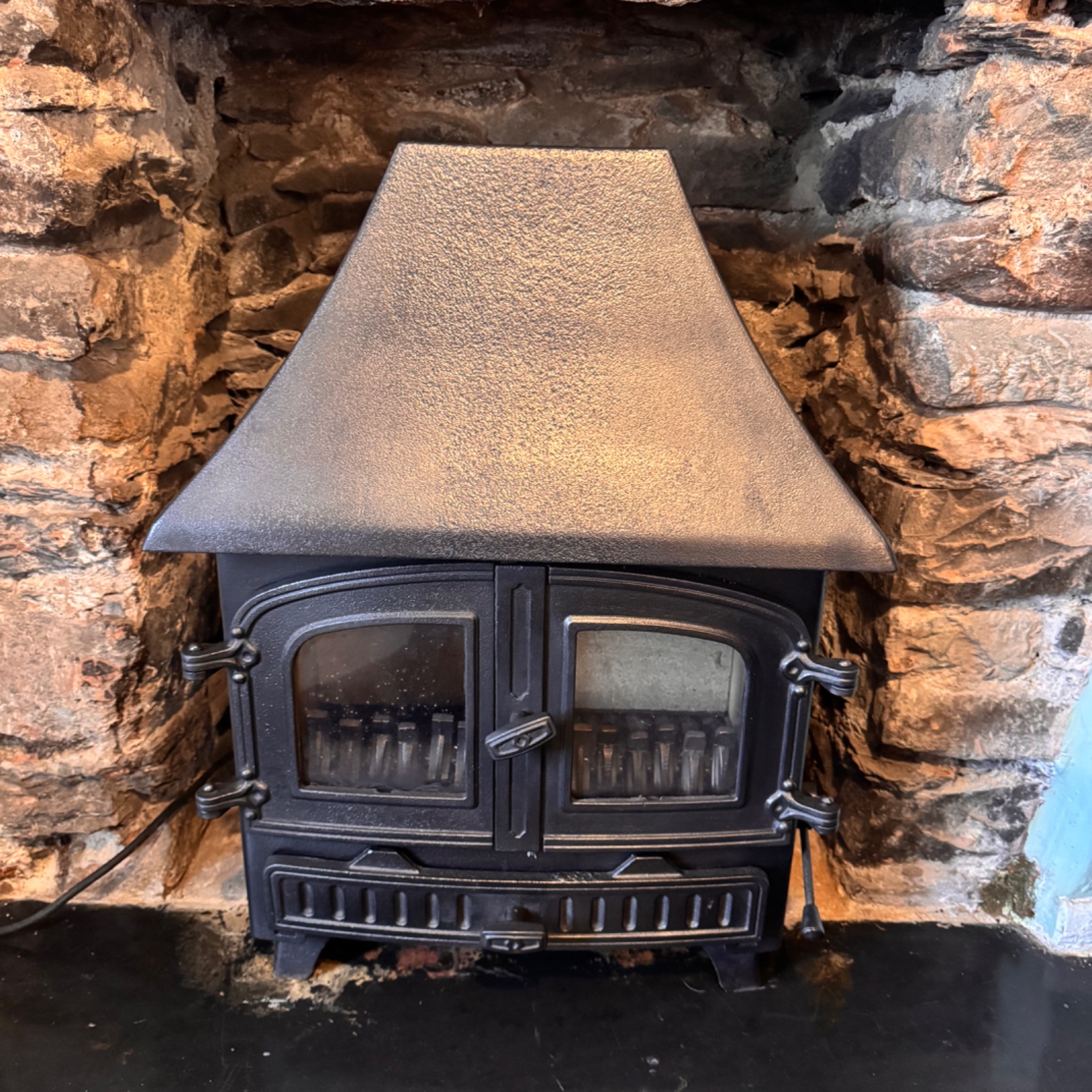 Aarrow Hamlet 15 multi fuel stove — photo 2 of 4