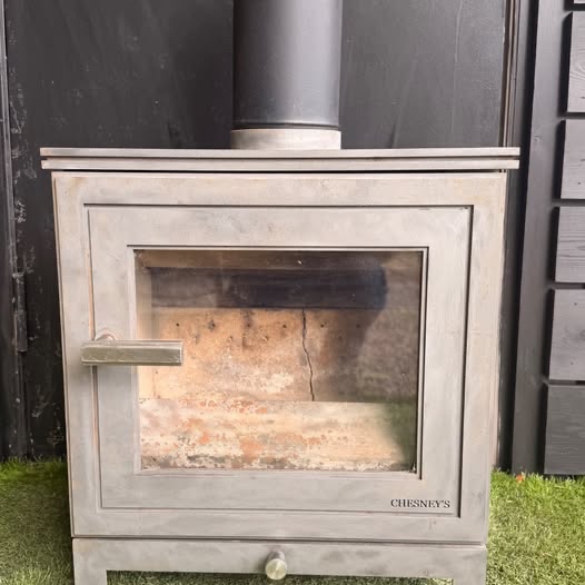 Chesneys Shoreditch 5WS MK2 Wood Burning Stove 4.8kW DEFRA EcoDesign — photo 2 of 4